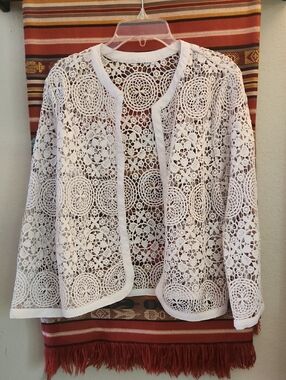 C3 Kasper Off-White Crochet Lace Open front hollowed out Cardigan